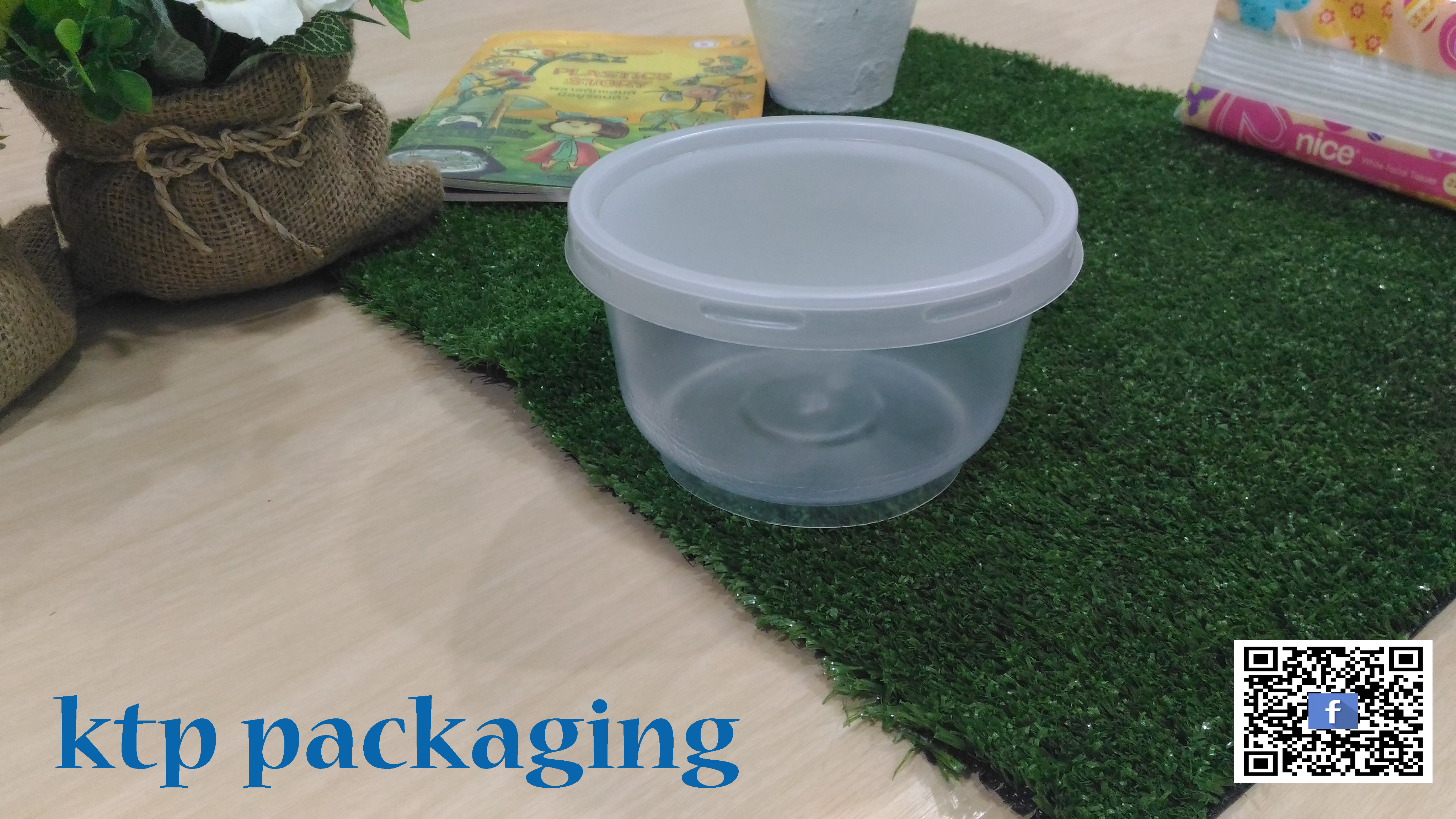 ชามกลมพลาสติก ขนาด 400 ml. สีใส พร้อมฝา (P0017)