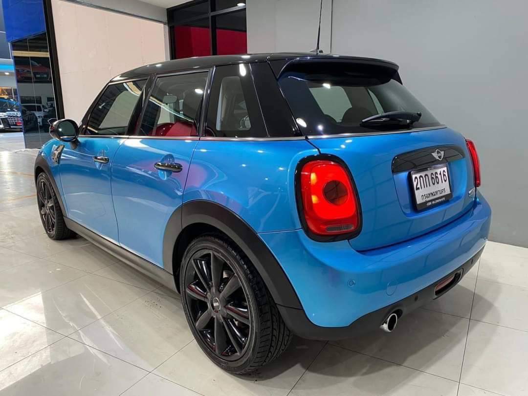 Mini Copper A 5 TURER RHD 1.5 turbocharged V3 F55 CBU ปี 2015