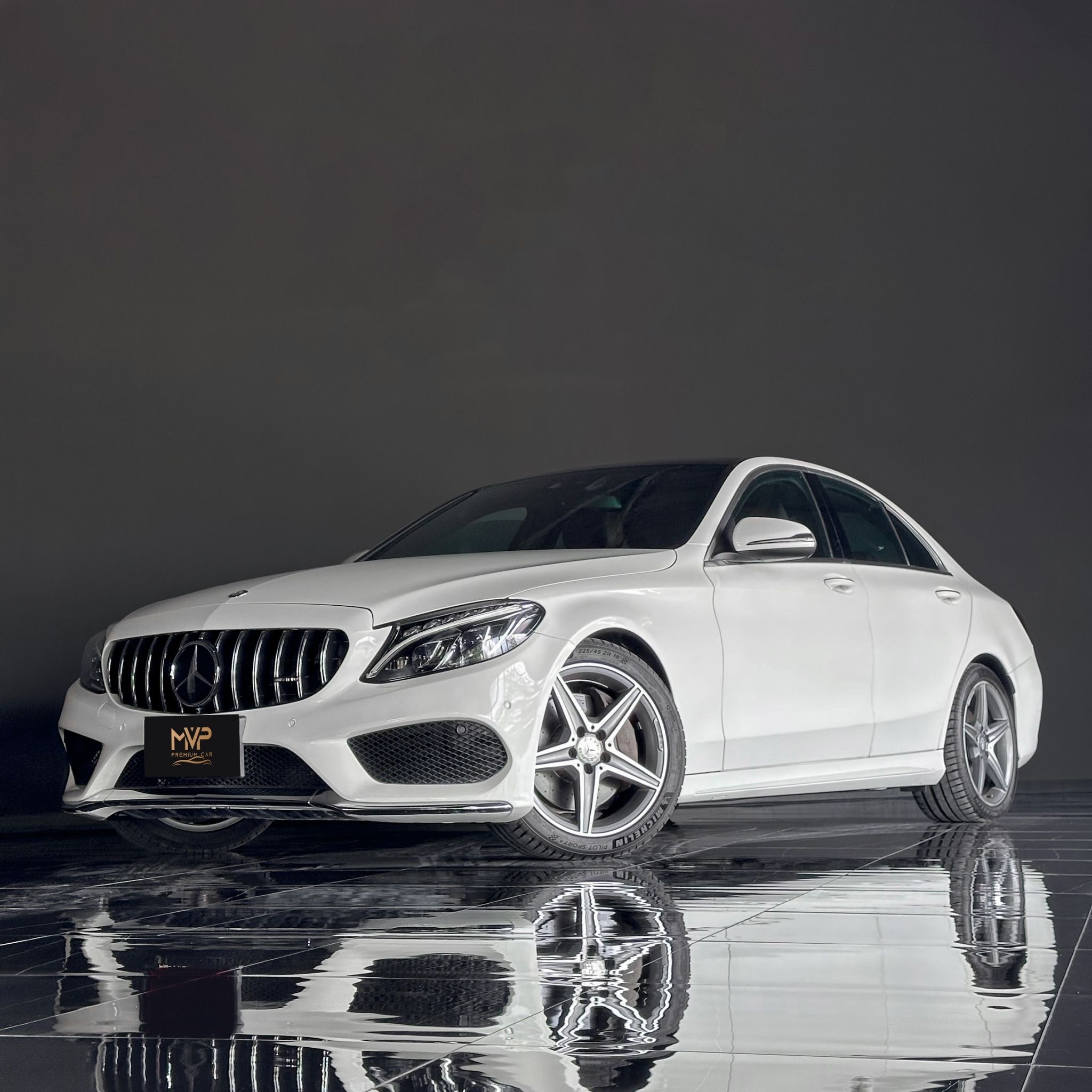 Mercedes Benz C300 Bluetec hybrid AMG Dynamic ปี 2015