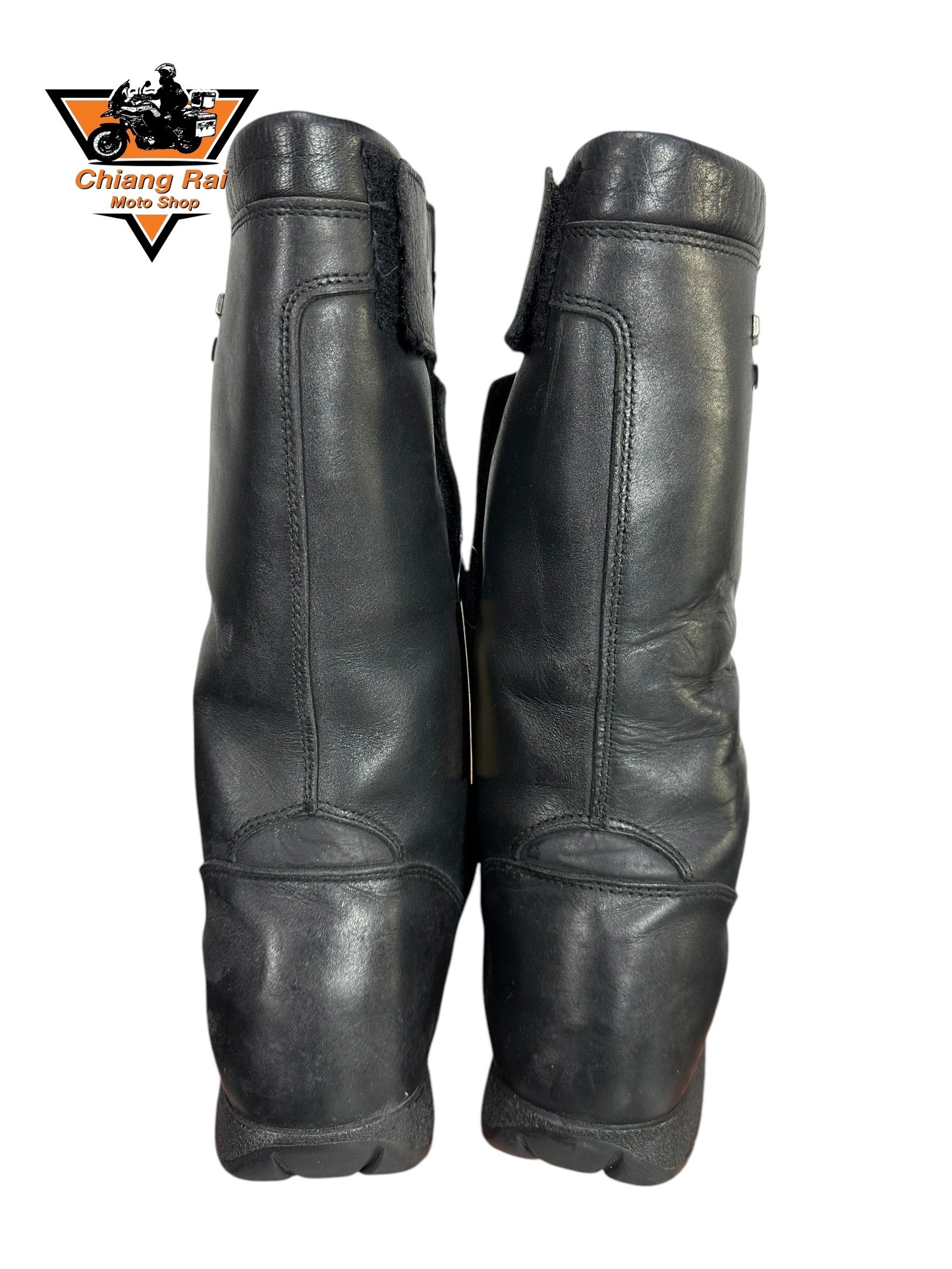 รองเท้าขี่มอเตอร์ไซด์( มือสอง) RCBS-920 Size ขนาดจากป้าย 43:EUR / 8.5:UK / 27:Cm.(dainese)
