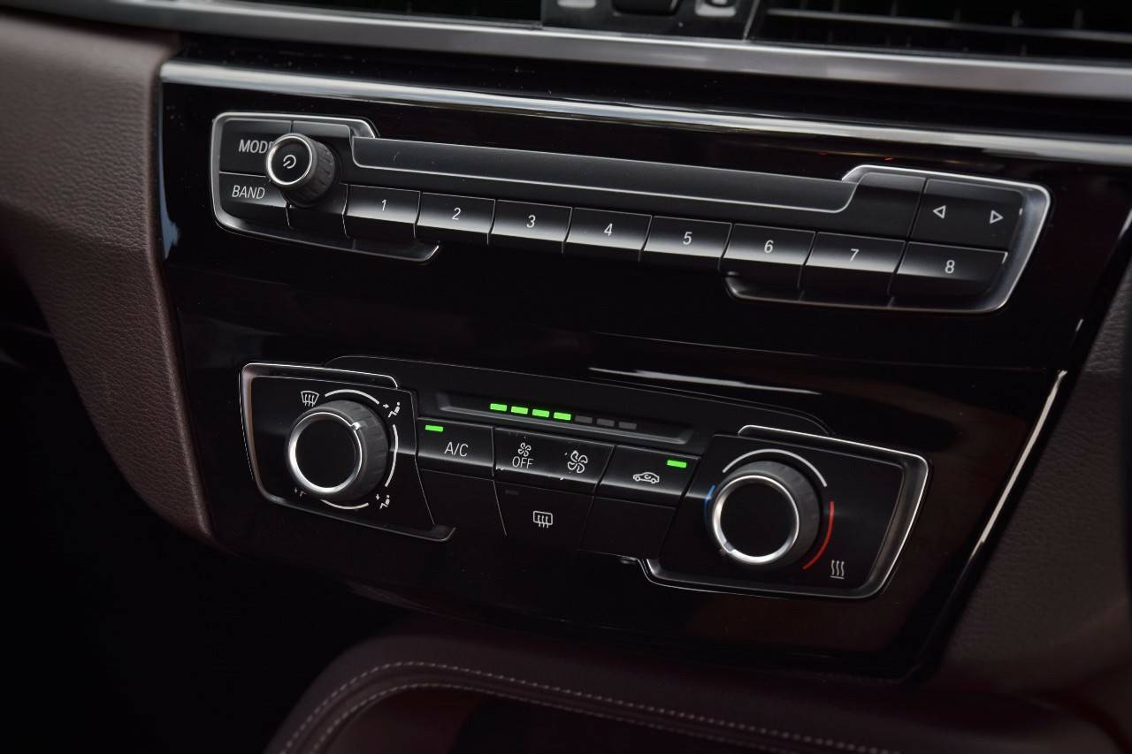 Bmw X1 sDrive18d ปี 2017