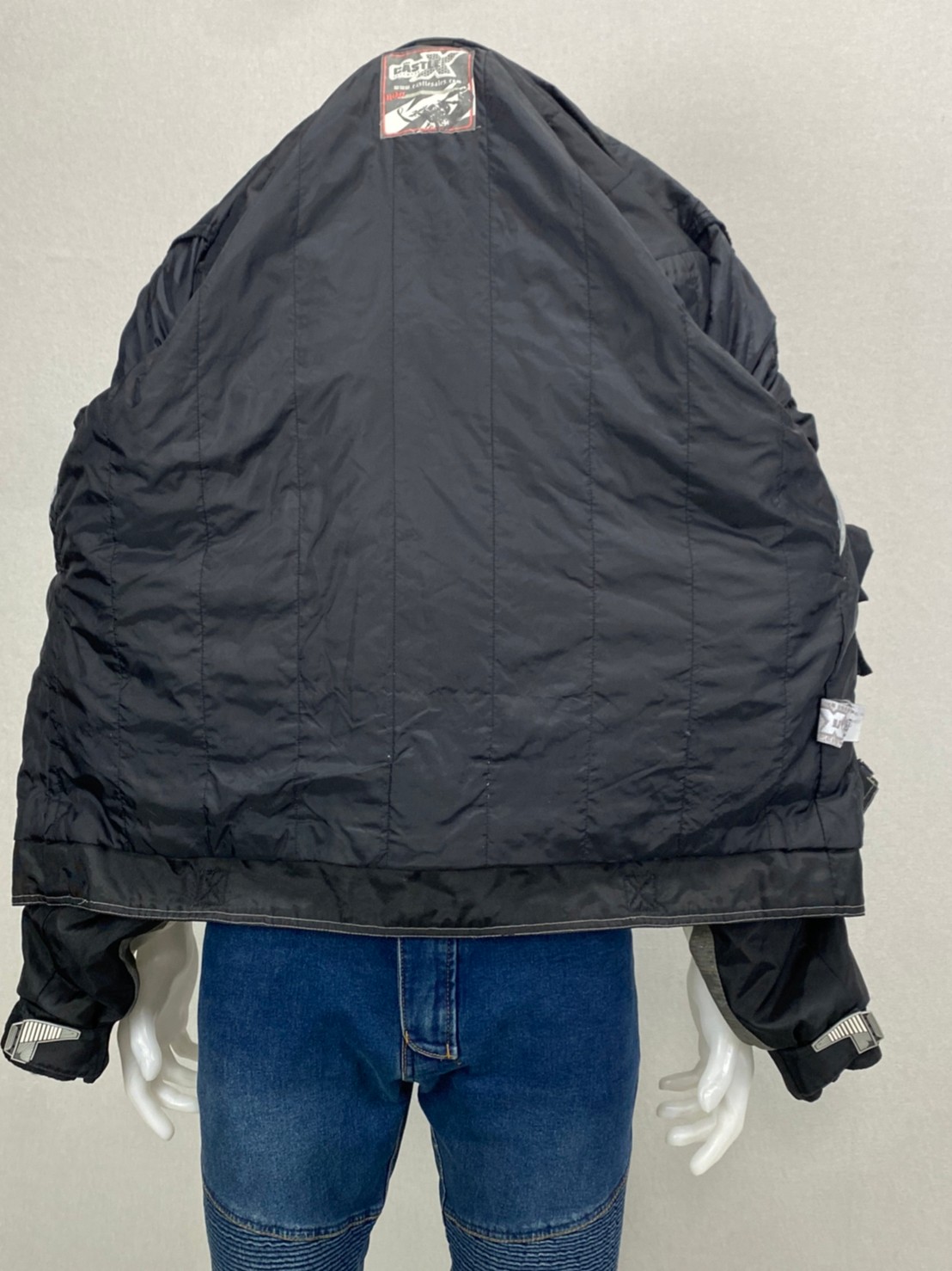 เสื้อขี่มอเตอร์ไซด์( มือสอง) RCS 953: อก 52" ยาว 28" **CASTLE** (ไม่มีการ์ด)