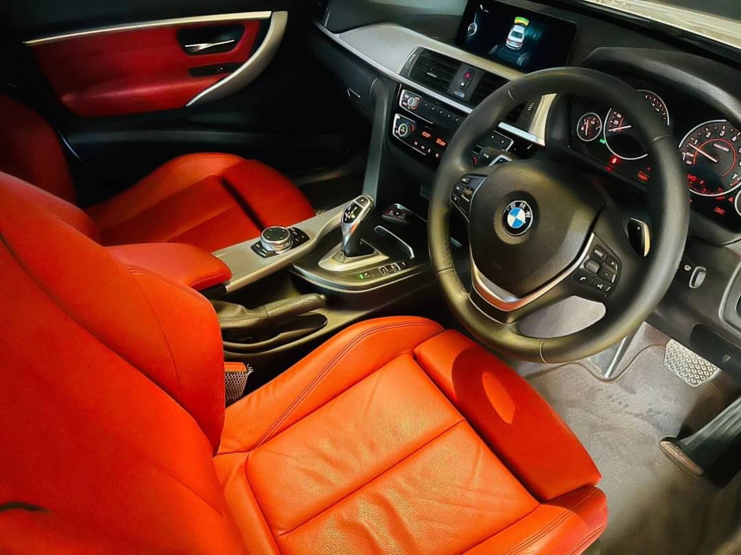 BMW 320i SPORT โฉม LCI ปี2017