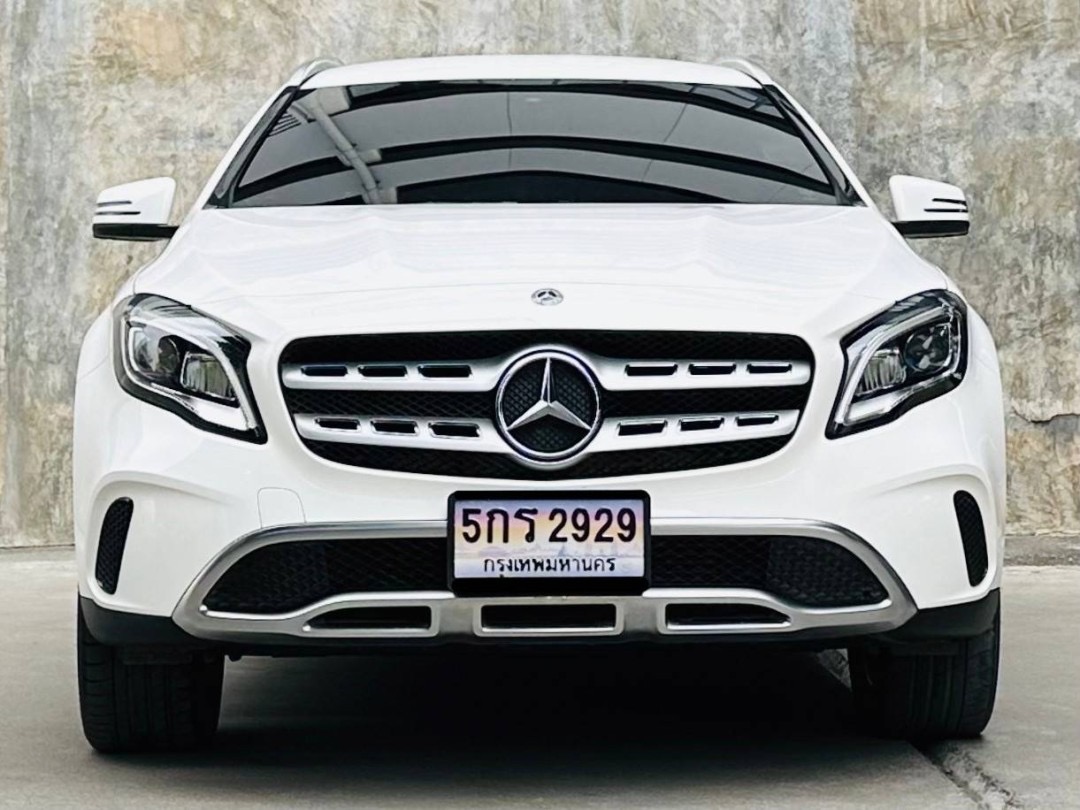 BENZ GLA200 URBAN FACELIFT W156 ปี 2019 แท้
