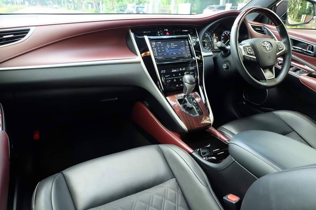 Toyota Harrier 2.5 Hybrid Premium ปี 2014