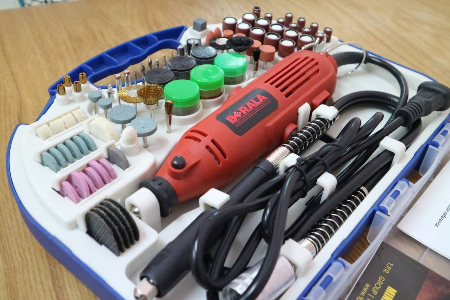 BERALA เครื่องเจียร์สายอ่อน อเนกประสงค์ พร้อมอุปกรณ์ 211ชิ้น
