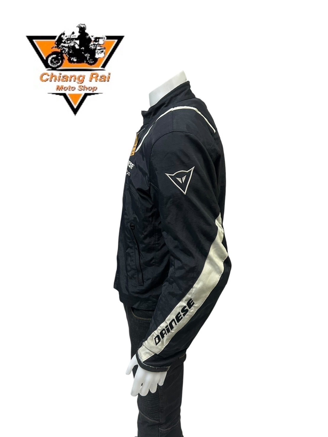 เสื้อขี่มอเตอร์ไซด์( มือสอง) CRSB 055 : อก 52" ยาว 24" (XL) **Dainese**