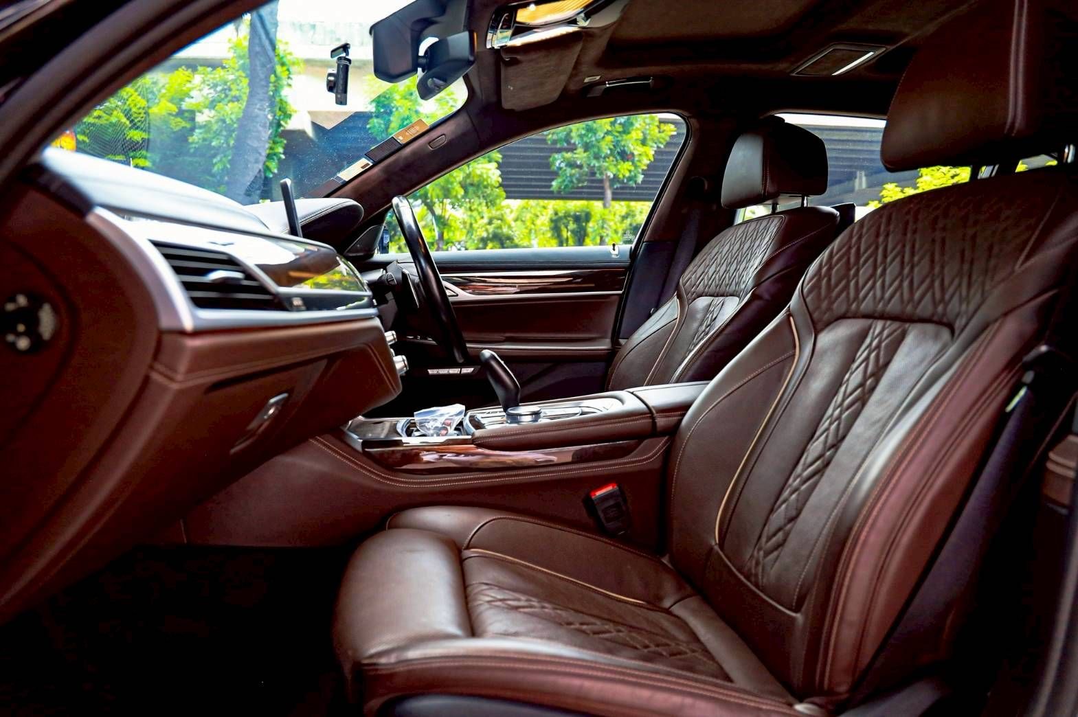 BMW 740LI ปี 2016