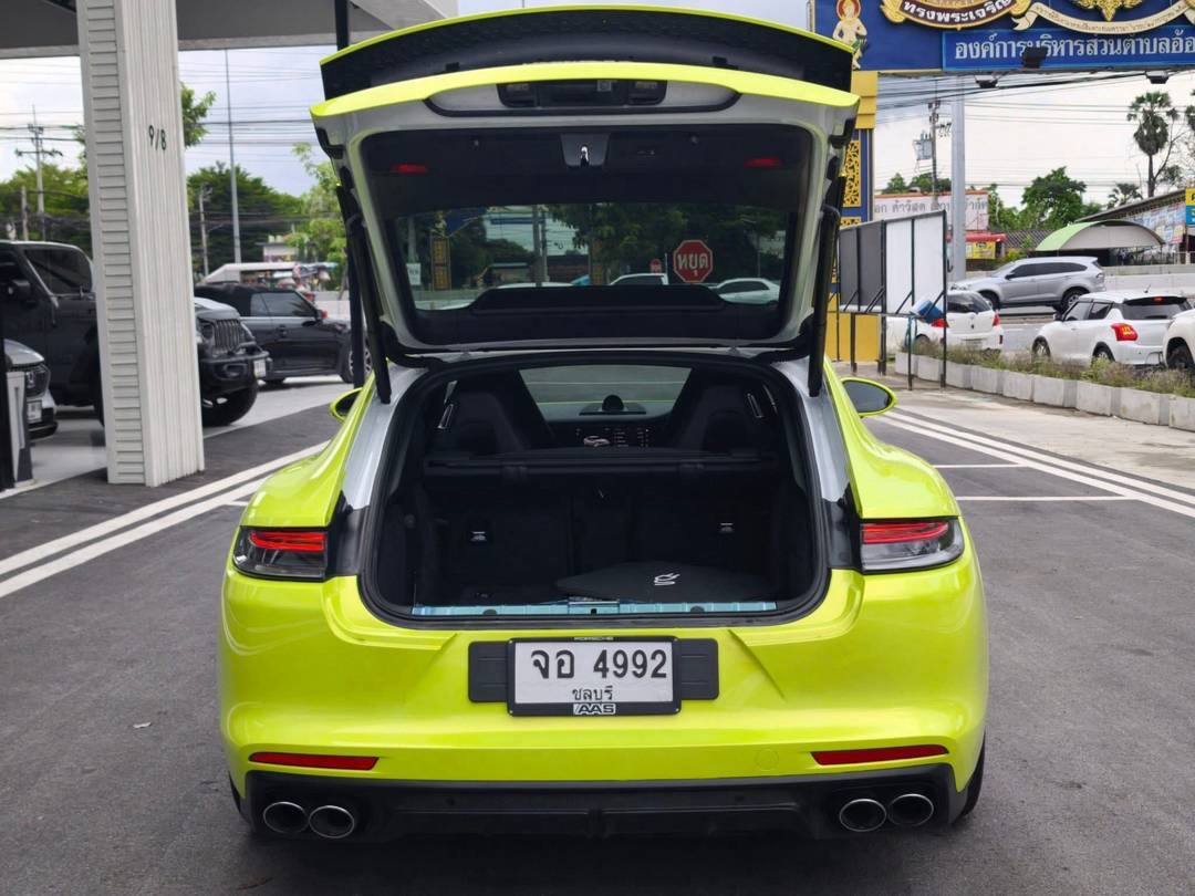 Porsche Panamera Platinum Edition ปี 2024