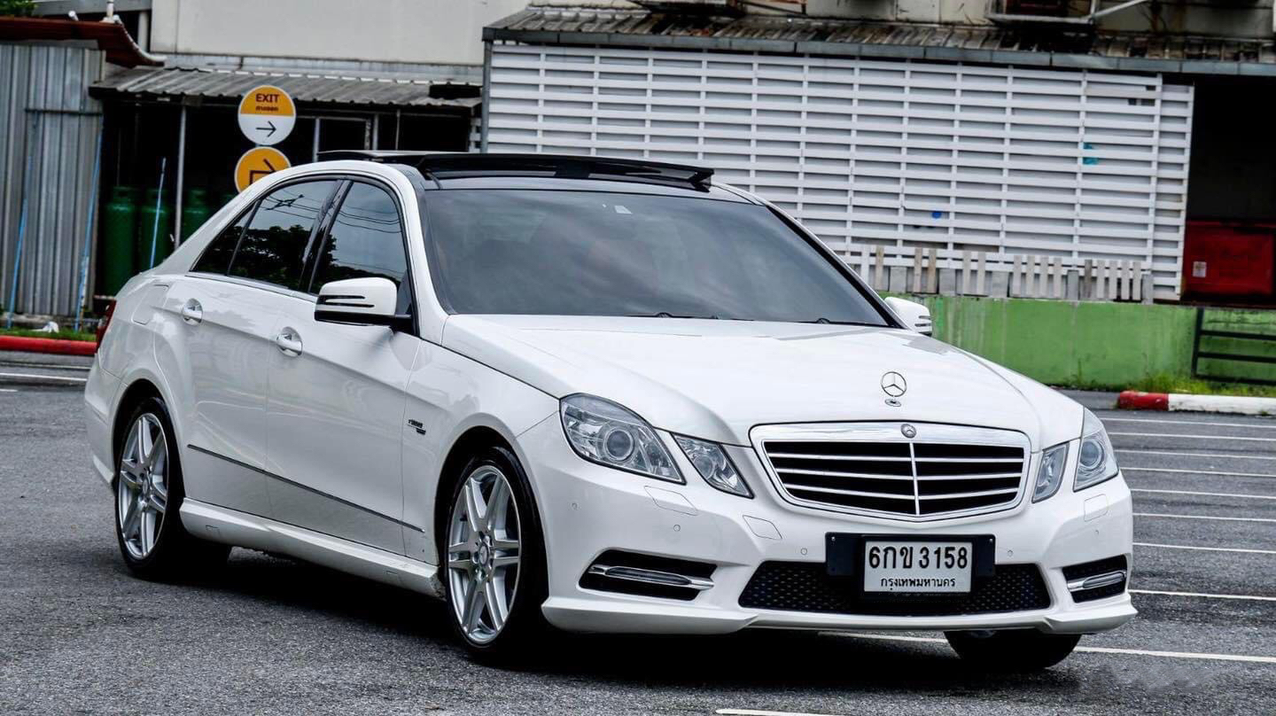 Benz W212 E300 Diesel Bluetec Hybrid AMG Package ปี 2013