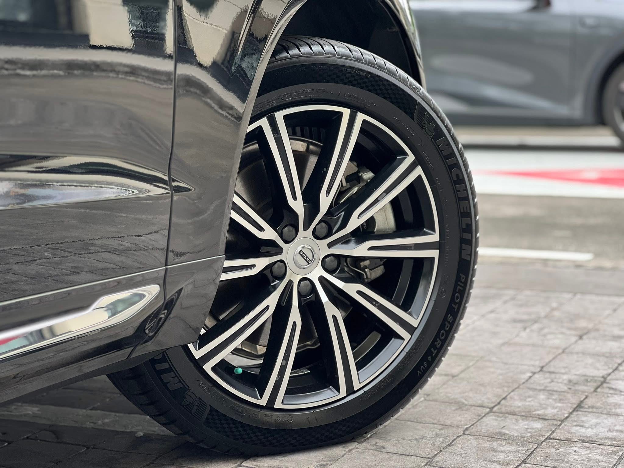 VOLVO XC60 T8 Incription AWD ปี 2019