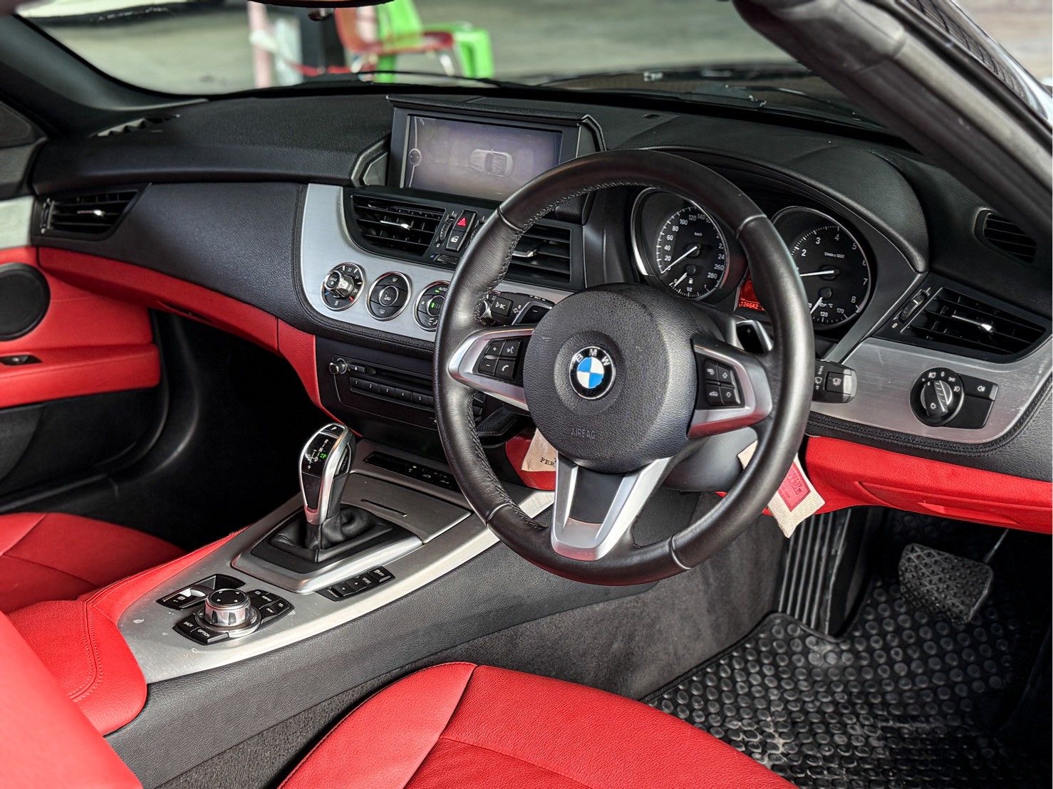 BMW Z4 2.0 sDrive20i M SPORT ปี 2011