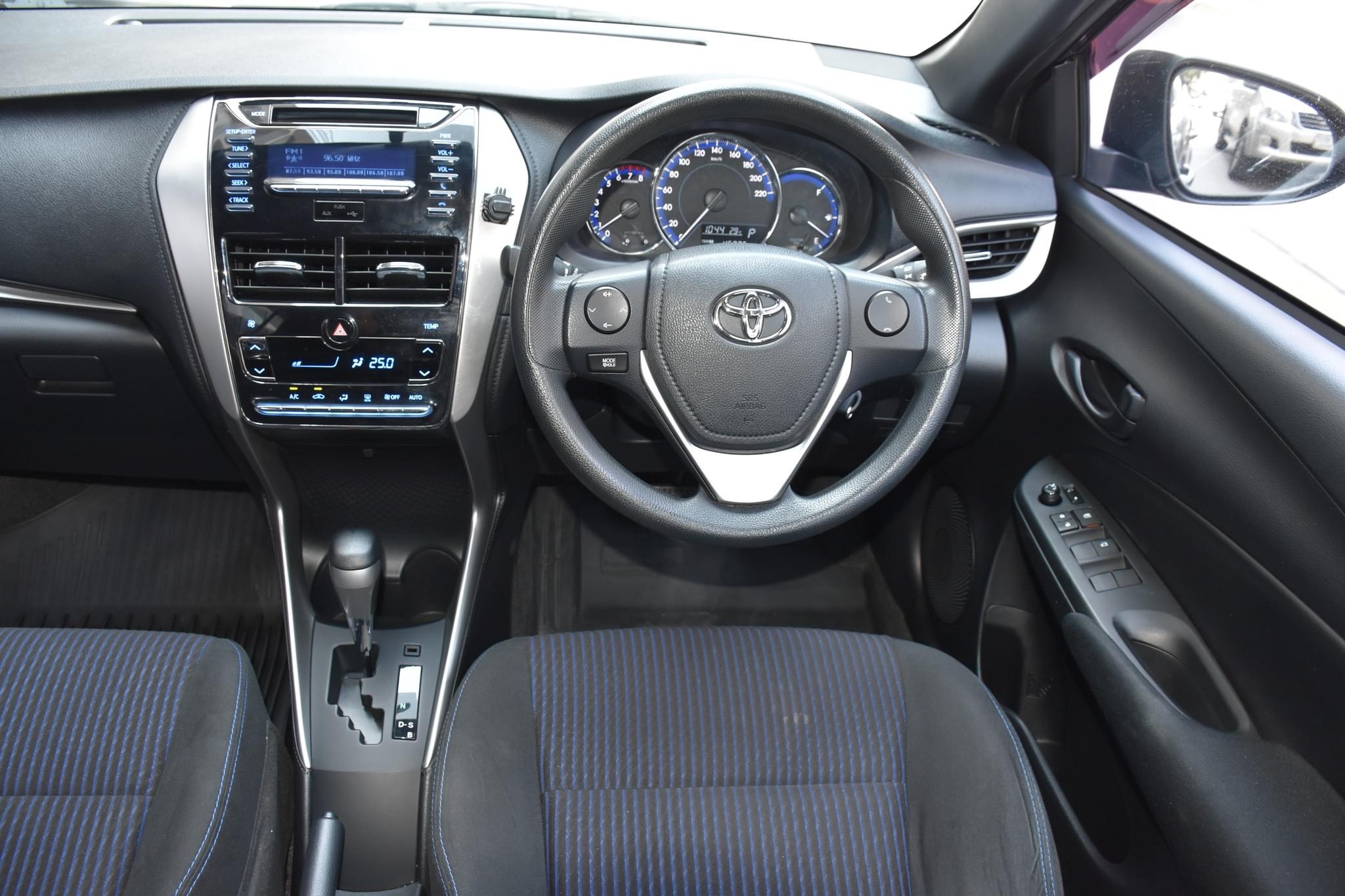 Toyota YARIS 1.2E ปี2018