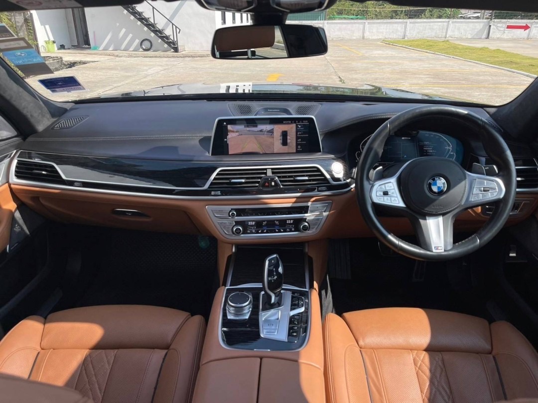 BMW 745Le xDrive M Sport G12 LCI ปี 2019 จด 2021