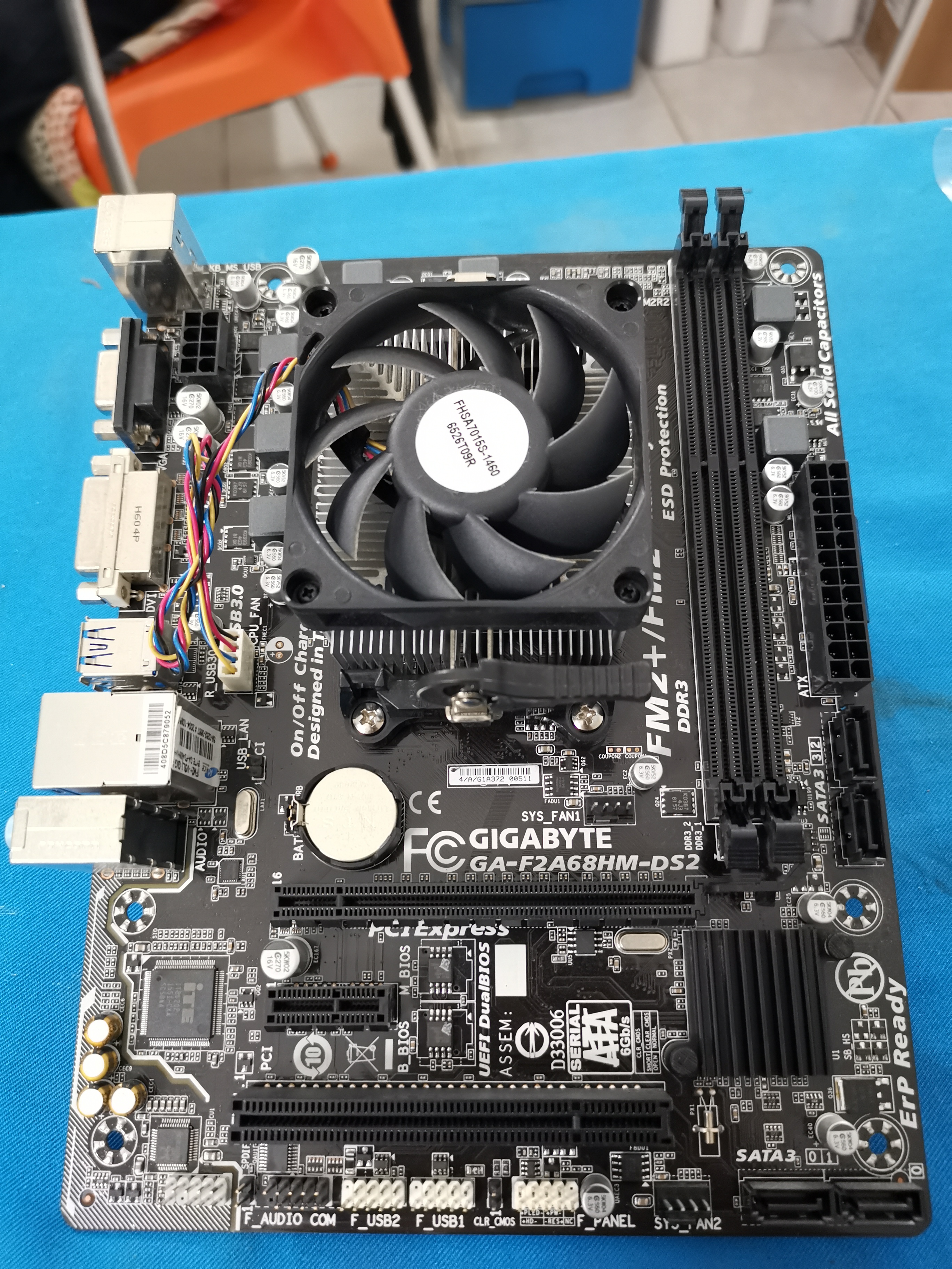 บอร์ด GA-F2A68HM-DS2 มัดรวม ซีพียู A6 7400K พร้อมซิ้ง