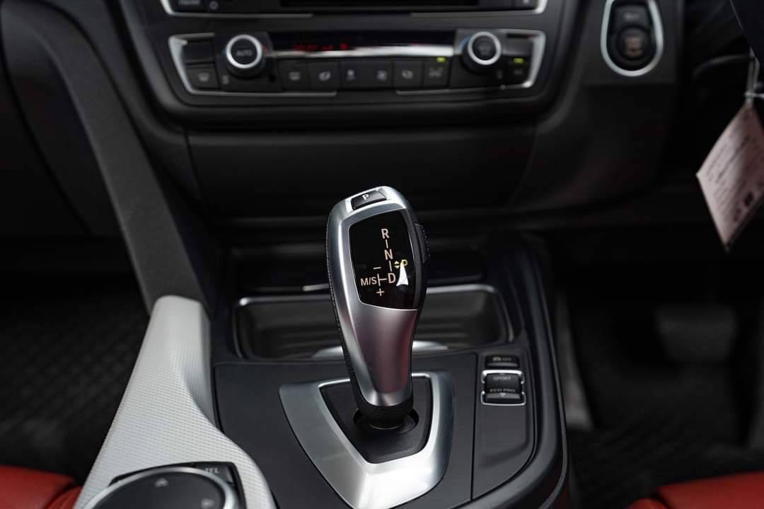 BMW 320i M Sport F30 ปี2017