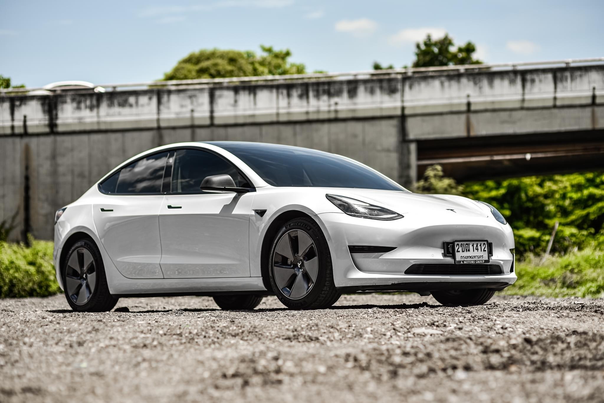 Tesla Model 3 Standard RWD ปี 2021
