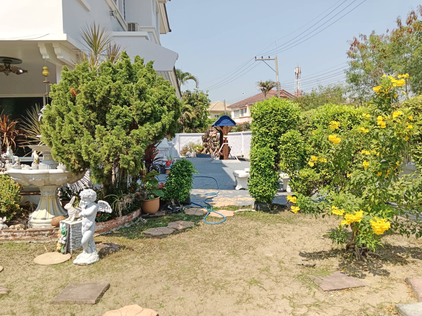 ขายบ้านเดี่ยว หลังมุมขนาด 99 ต.ร.ว ต่อเติม ปรับปรุงบบ้านตามรูป โครงการบ้าน บ้านปาริชาต 345