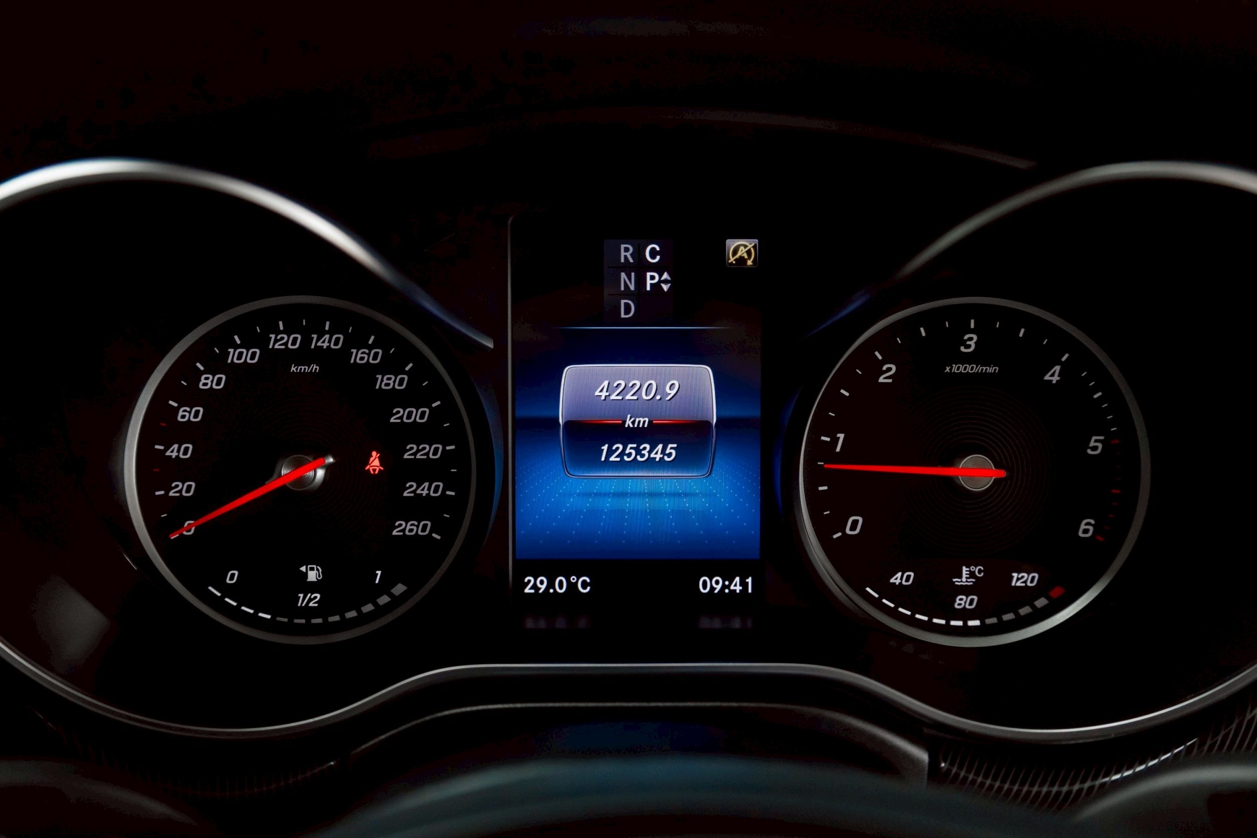 MERCEDES-BENZ V250d W447 ปี 2021