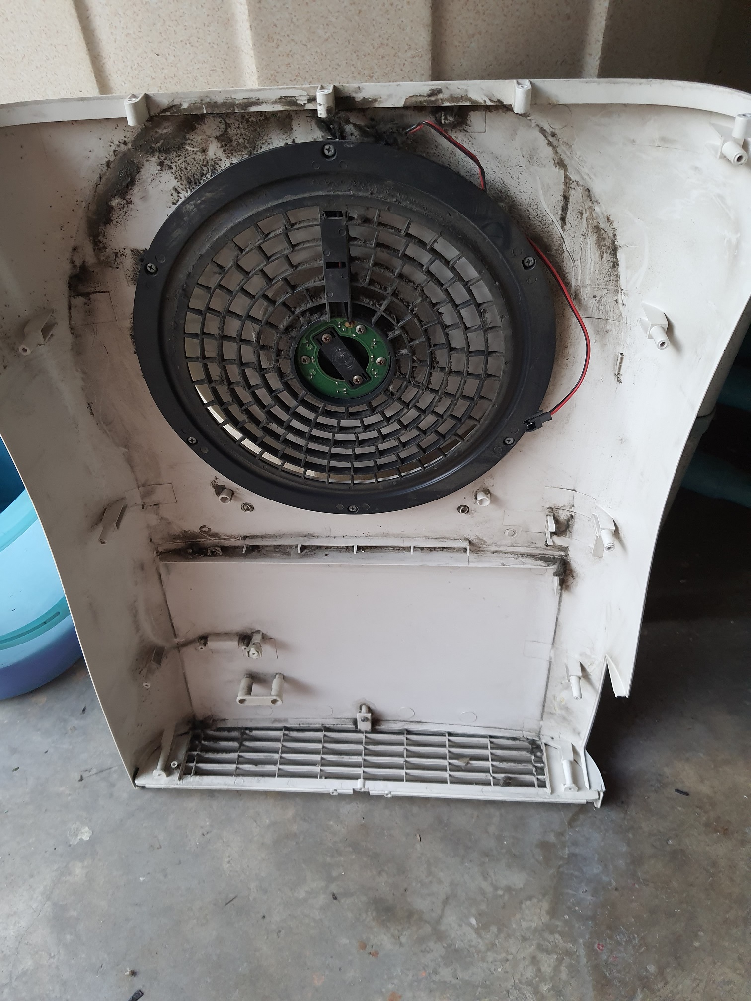 ซ่อมเครื่องฟอกอากาศ ยี่ห้อ 3M รุ่น FAP04-RS-2 อาการเปิดไม่ติด