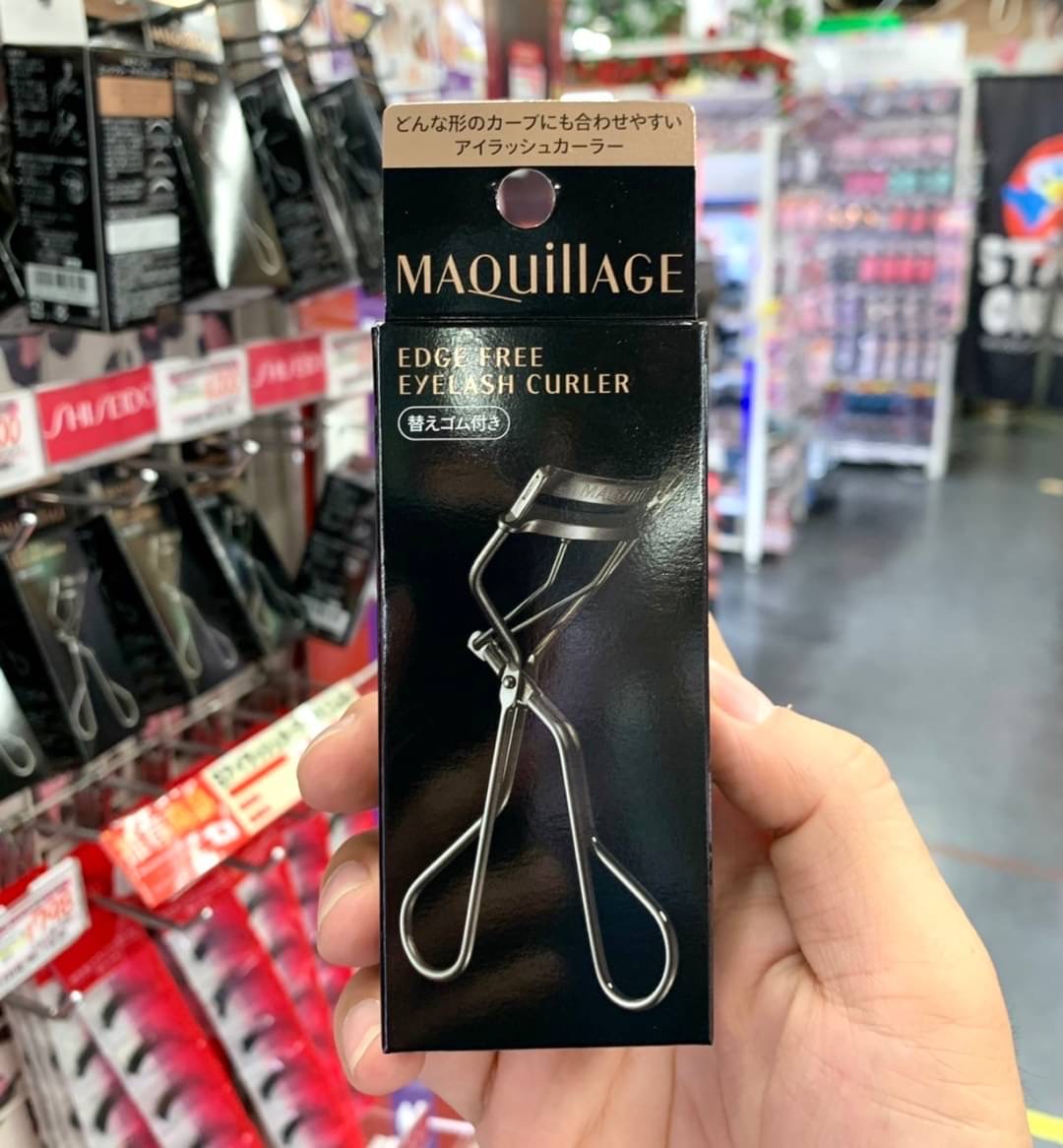 SHISEIDO Maquillage Edge Free Eyelash Curler ชิเซโด้ มากียาจ ที่ดัดขนตาแบบโค้งกว้าง ดัดได้โค้งงอนทุกเส้น