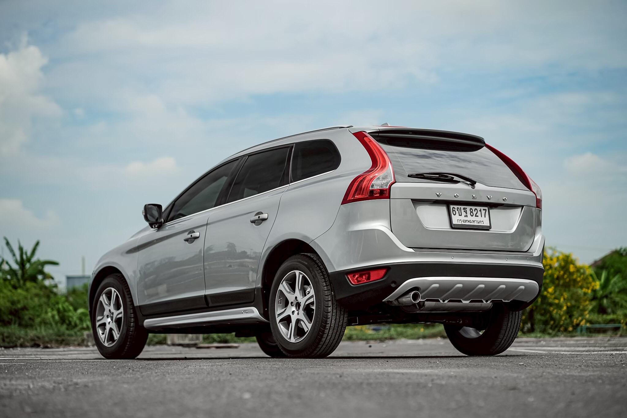 Volvo XC60 2.0 D3 ปี 2012