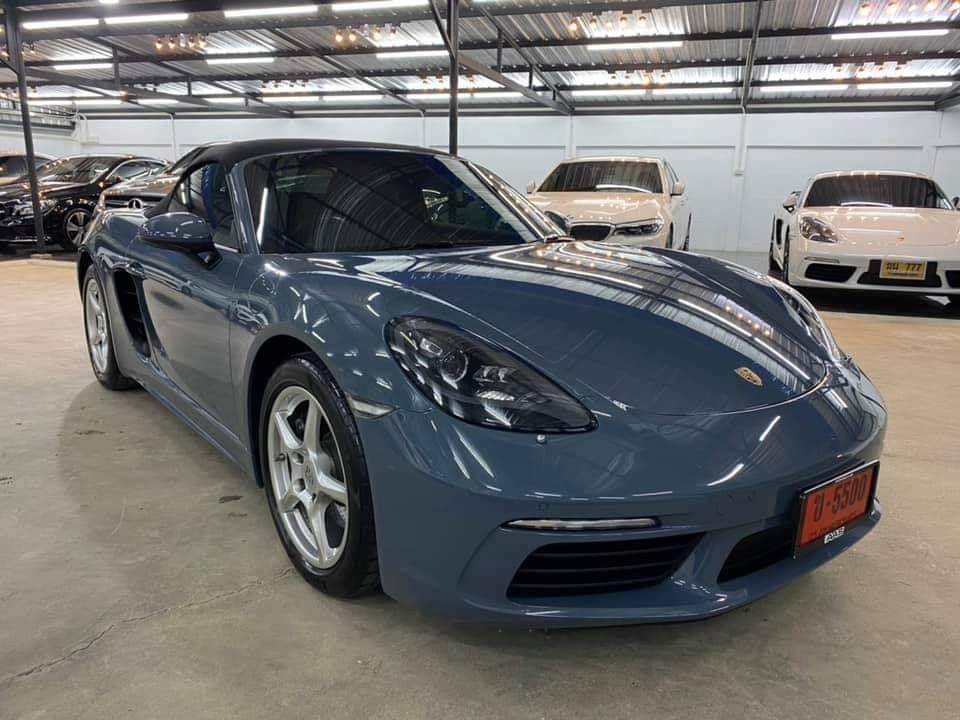 Porsche 718 Boxster ปี 2017