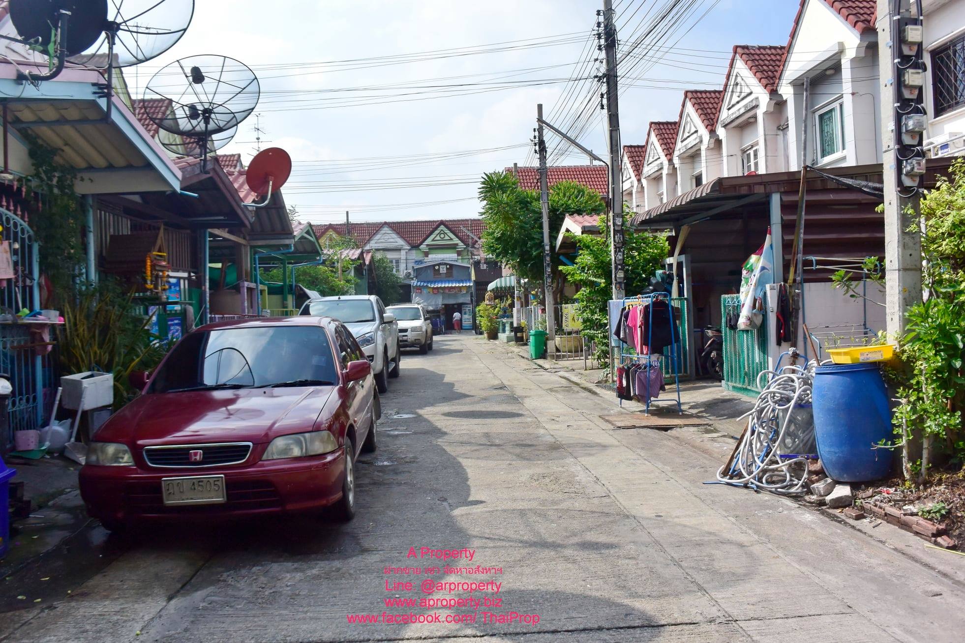 ให้เช่าบ้าน ซอยวัดลาดปลาดุก หลังมุม