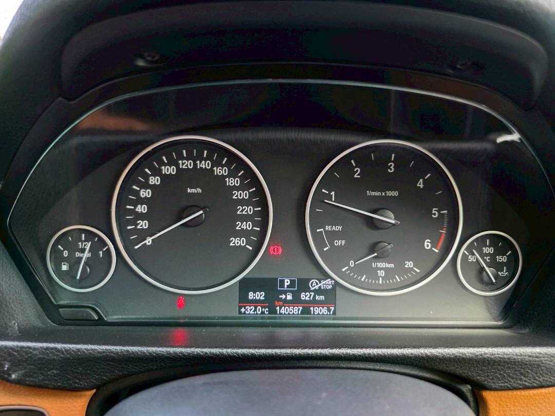 BMW 320d F30 LCI ปี 2018