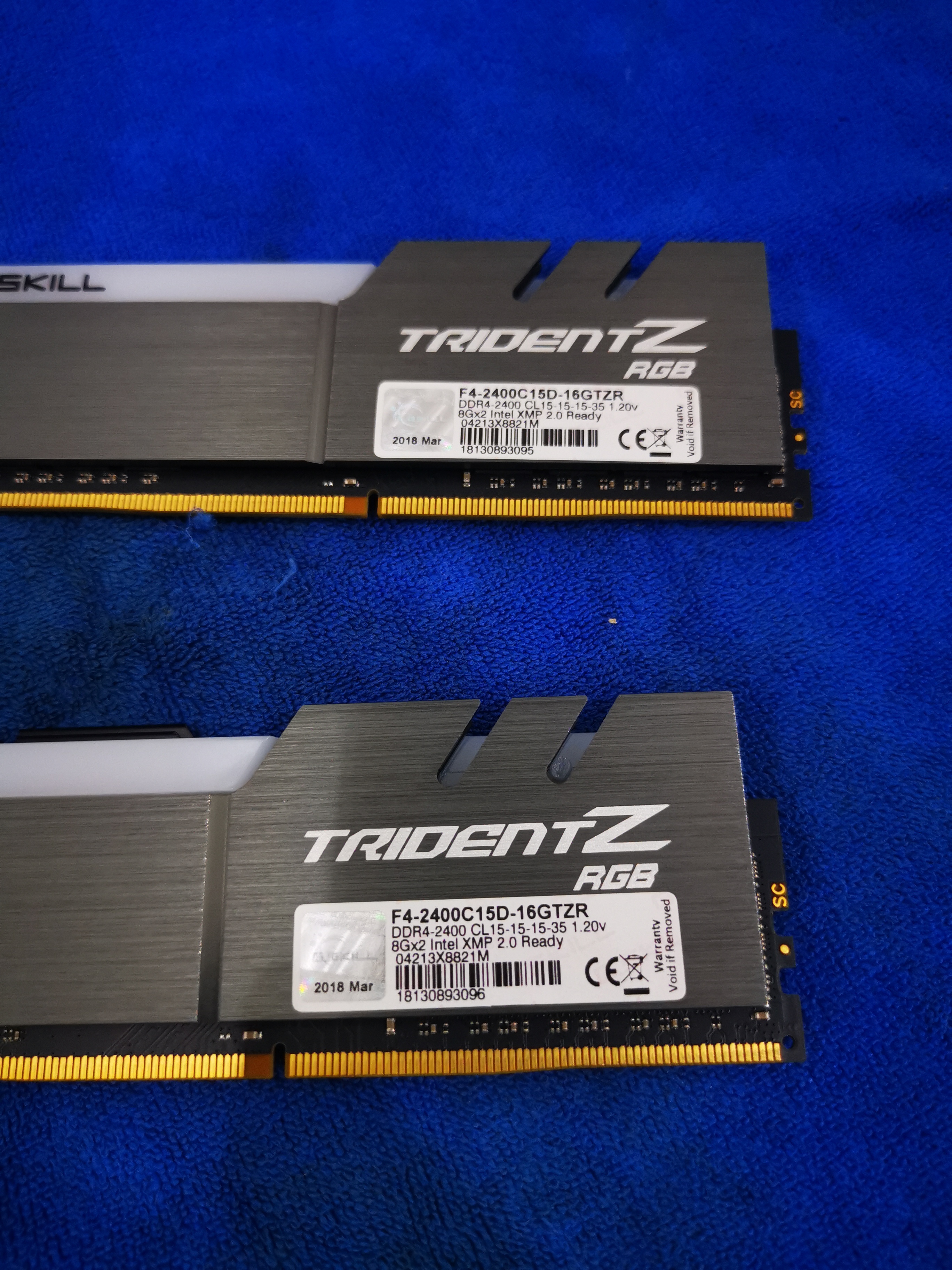RAM G.SKILL TRIDENT Z RGB 16GB(8*2)/2400