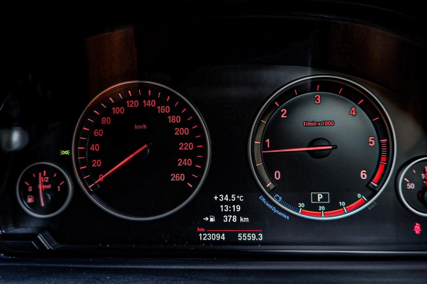 Bmw 520d F10 M Performance LCI ปี 2013