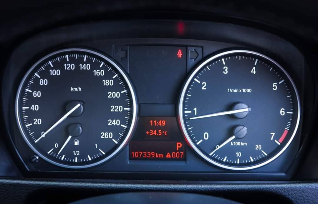 BMW X1 sDrive 1.8i M Sport Lci ปี 2015