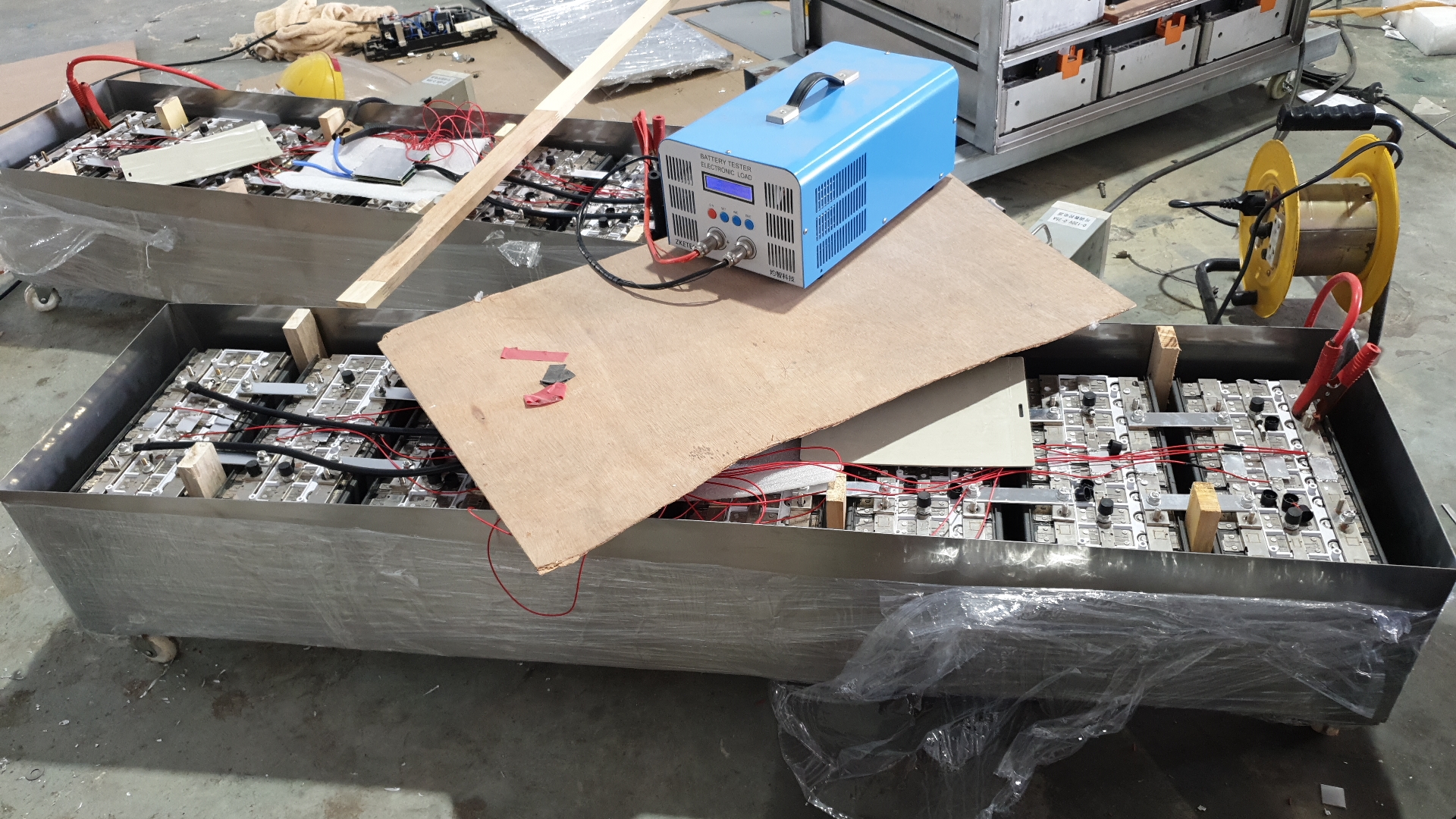 แบตเตอรี่ลิเทียม สำหรับงานโซล่าเซลล์ solar energy lithoum battery 48v 200ah รุ่นประหยัด