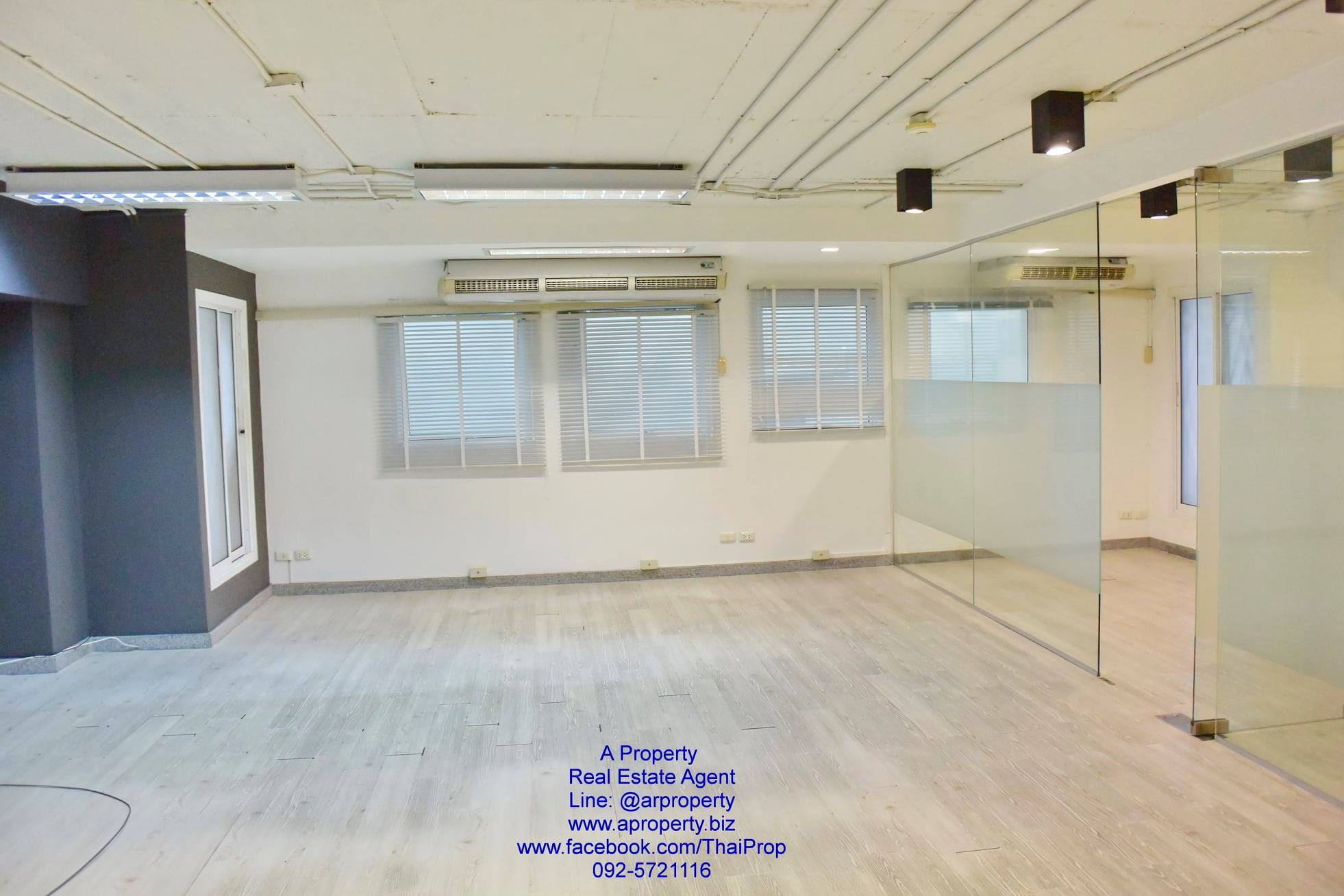 ให้เช่า Office เฉพาะชั้น ในซอยอารีย์