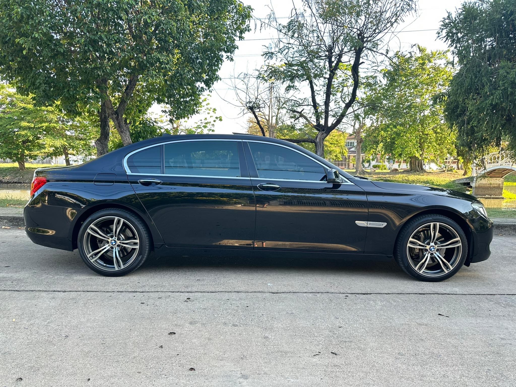 Bmw series740 Li ปี2012
