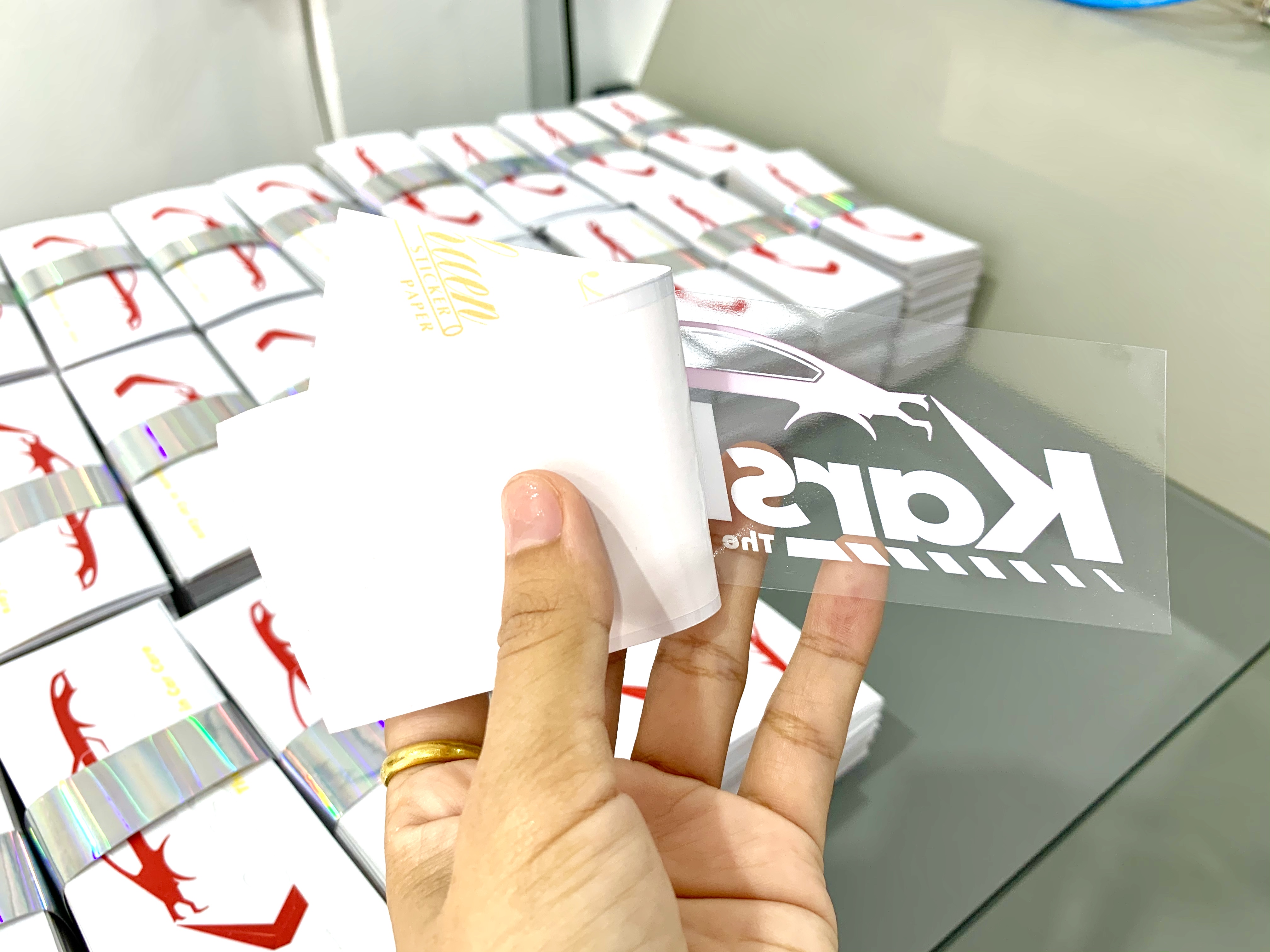 สติ๊กเกอร์ใสรองพื้นหมึกขาว หมึกขาว พิมพ์หมึกขาว