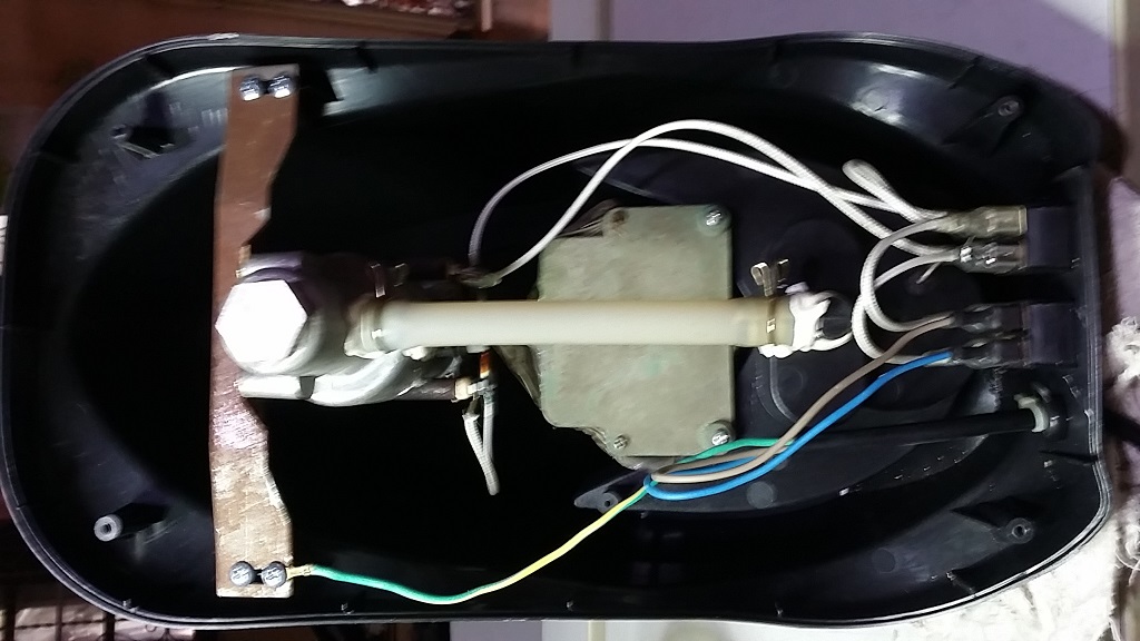 ซ่อมเตารีดไอน้ำ ไม่ทราบยี่ห้อ อาการไอน้ำไม่ออก