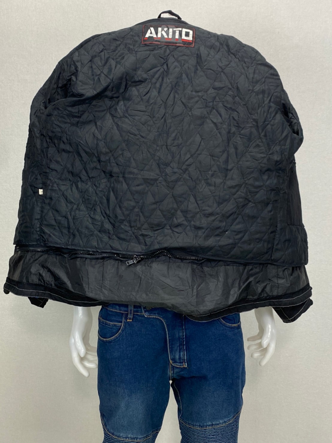 เสื้อขี่มอเตอร์ไซด์( มือสอง) RCTA 188 อก 52" ยาว 29" ยี่ห้อ**AKITO**