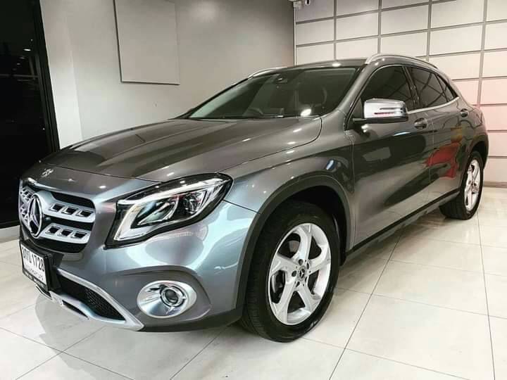 Mercedes Benz GLA200 URBAN ปี 2018