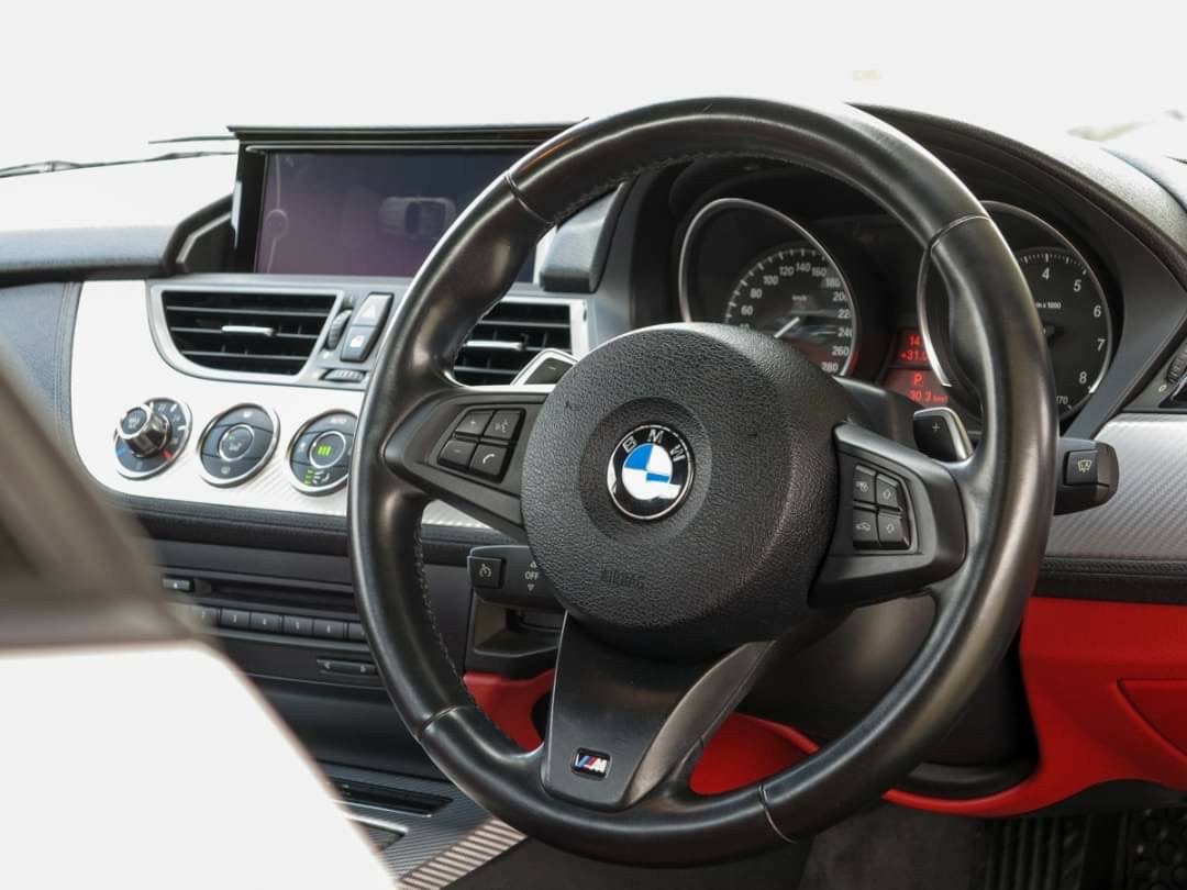 BMW Z4 Sdrive20i M Sport LCI รุ่นท๊อป ปี 2014