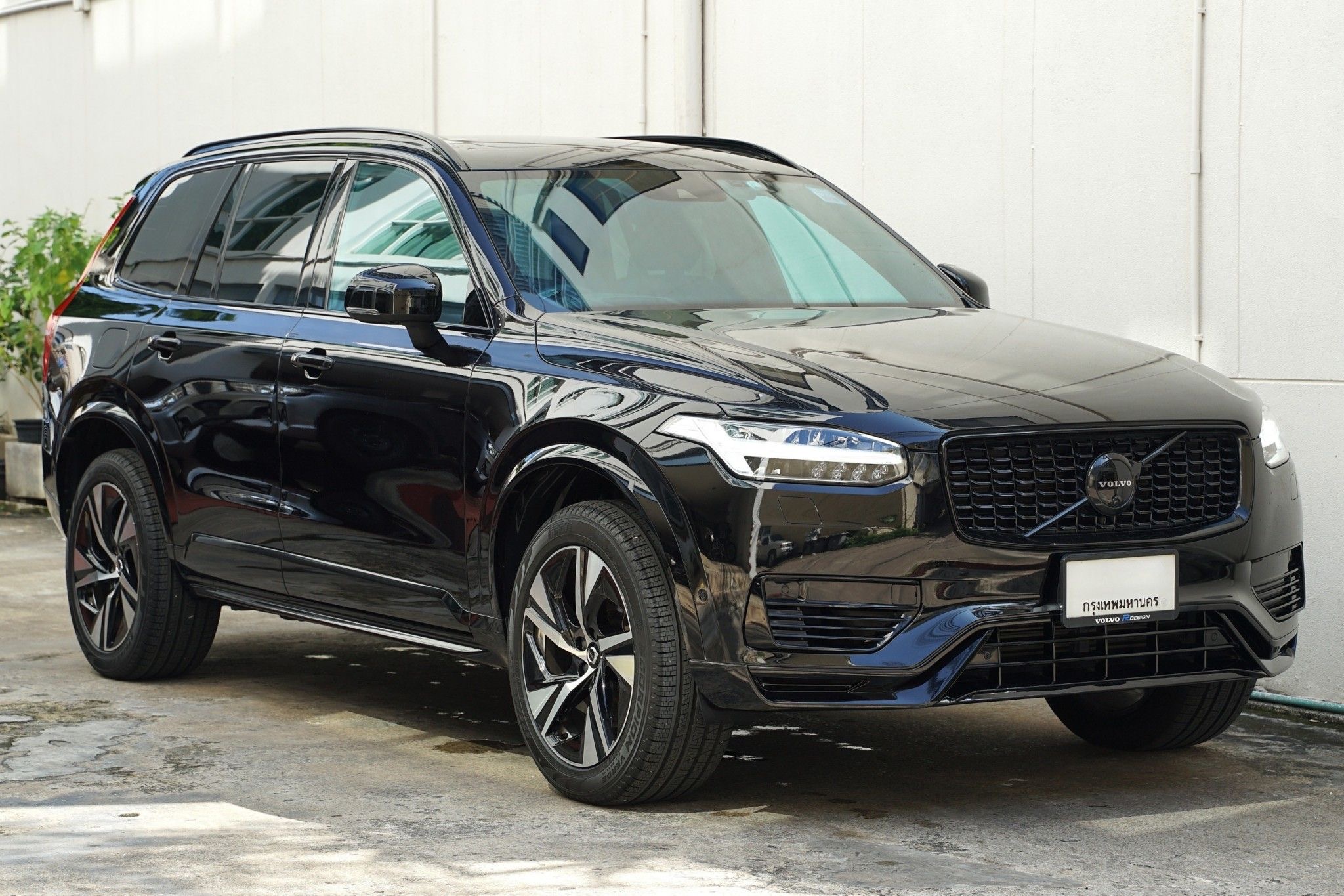 Volvo XC90 T8 R-Design ปี 2020