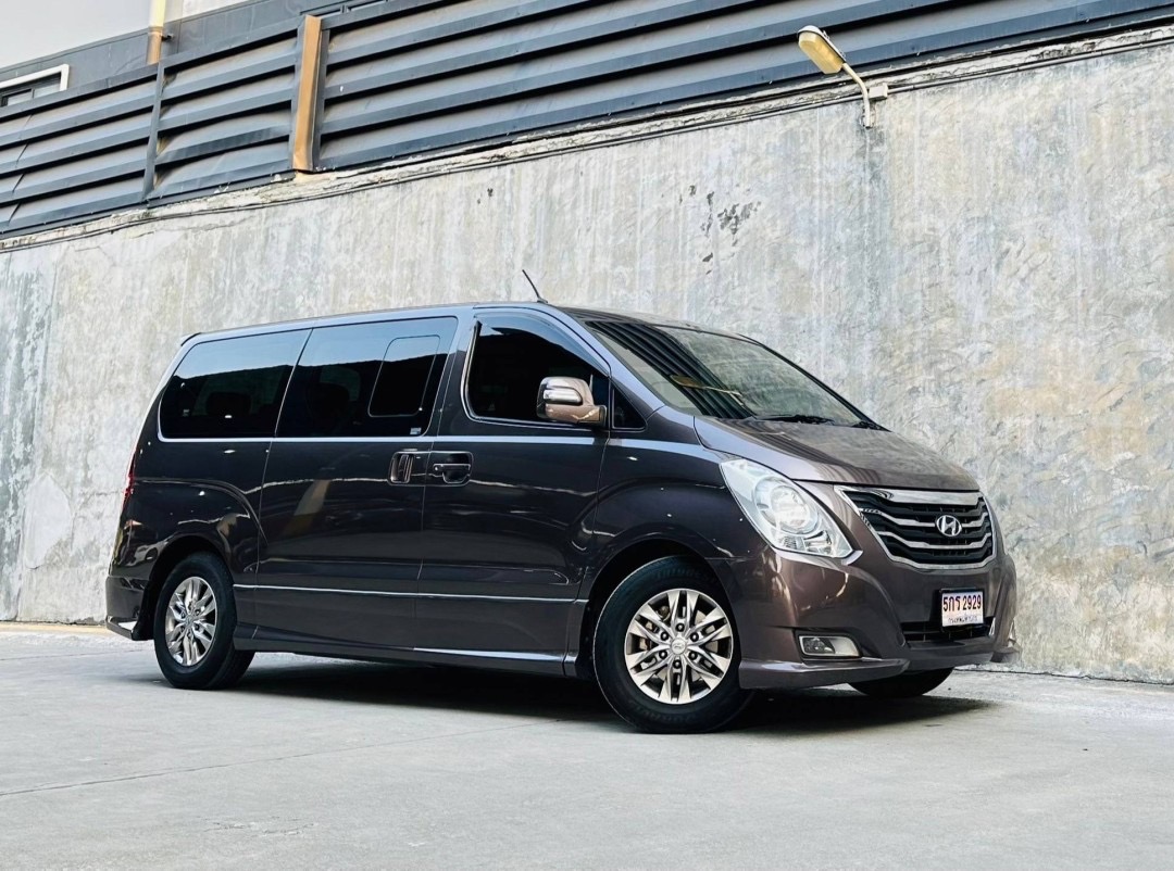 HYUNDAI H1 2.5 DELUXE ปี 2014