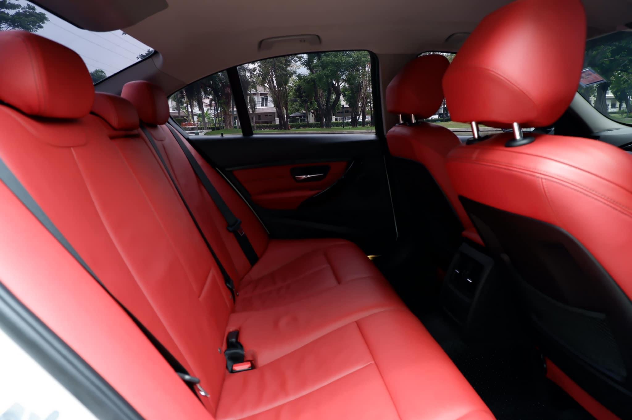 Bmw F30 320i Sport Package ปี 2013