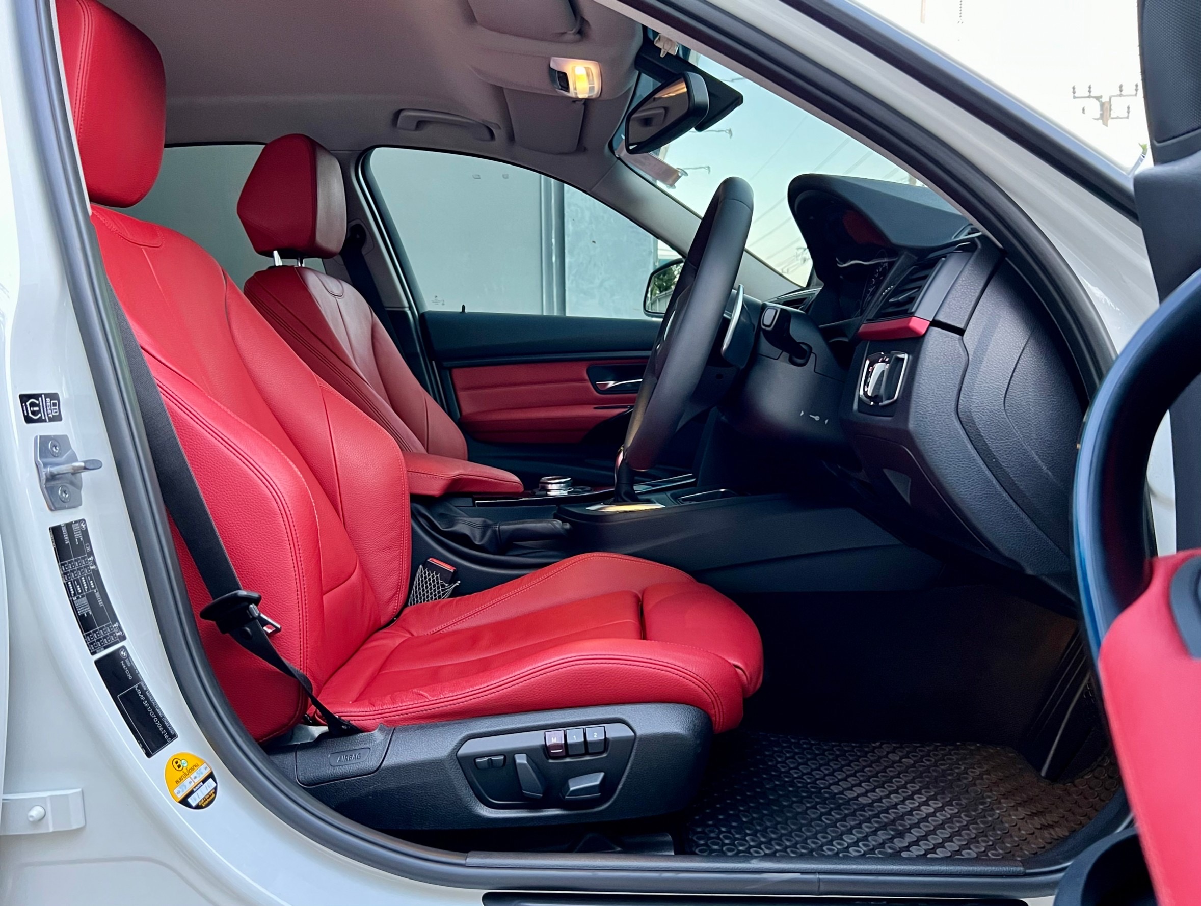 BMW 320d Sports ปี 2014