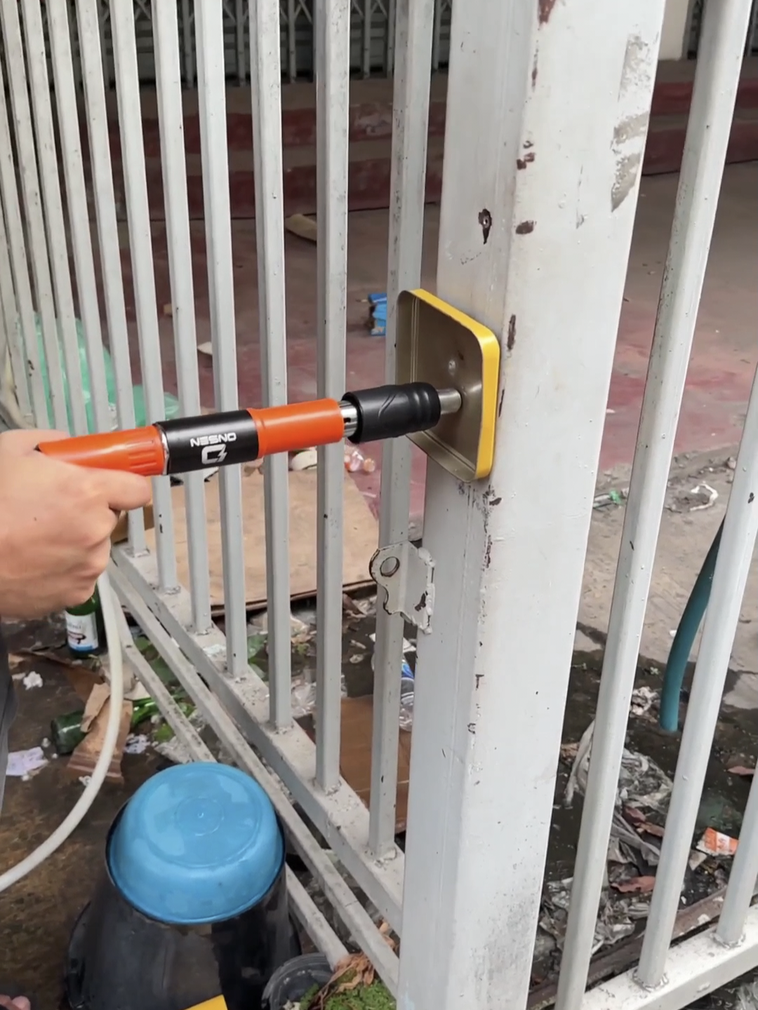 ปืนยิงตะปูแรงดันสูง ยี่ห้อ Onsen ตะปู 50 นัด