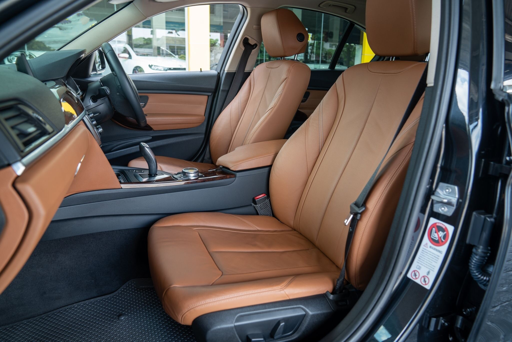 BMW F30 320i M Sport ปี 2014