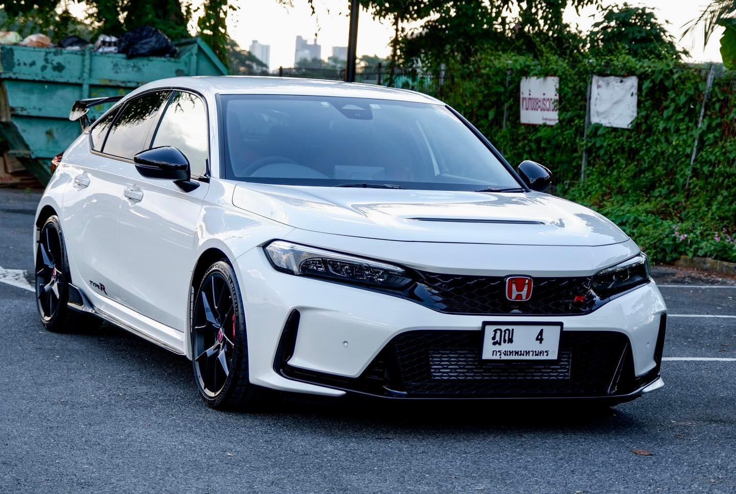HONDA CIVIC Type R FL5 ปี 2023 (ขายดาวน์)