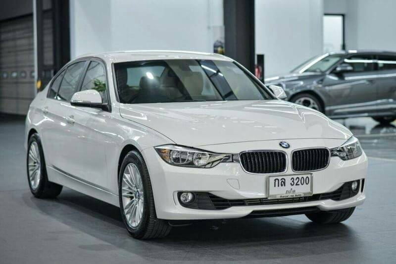 BMW 320i F30 ปี 2013