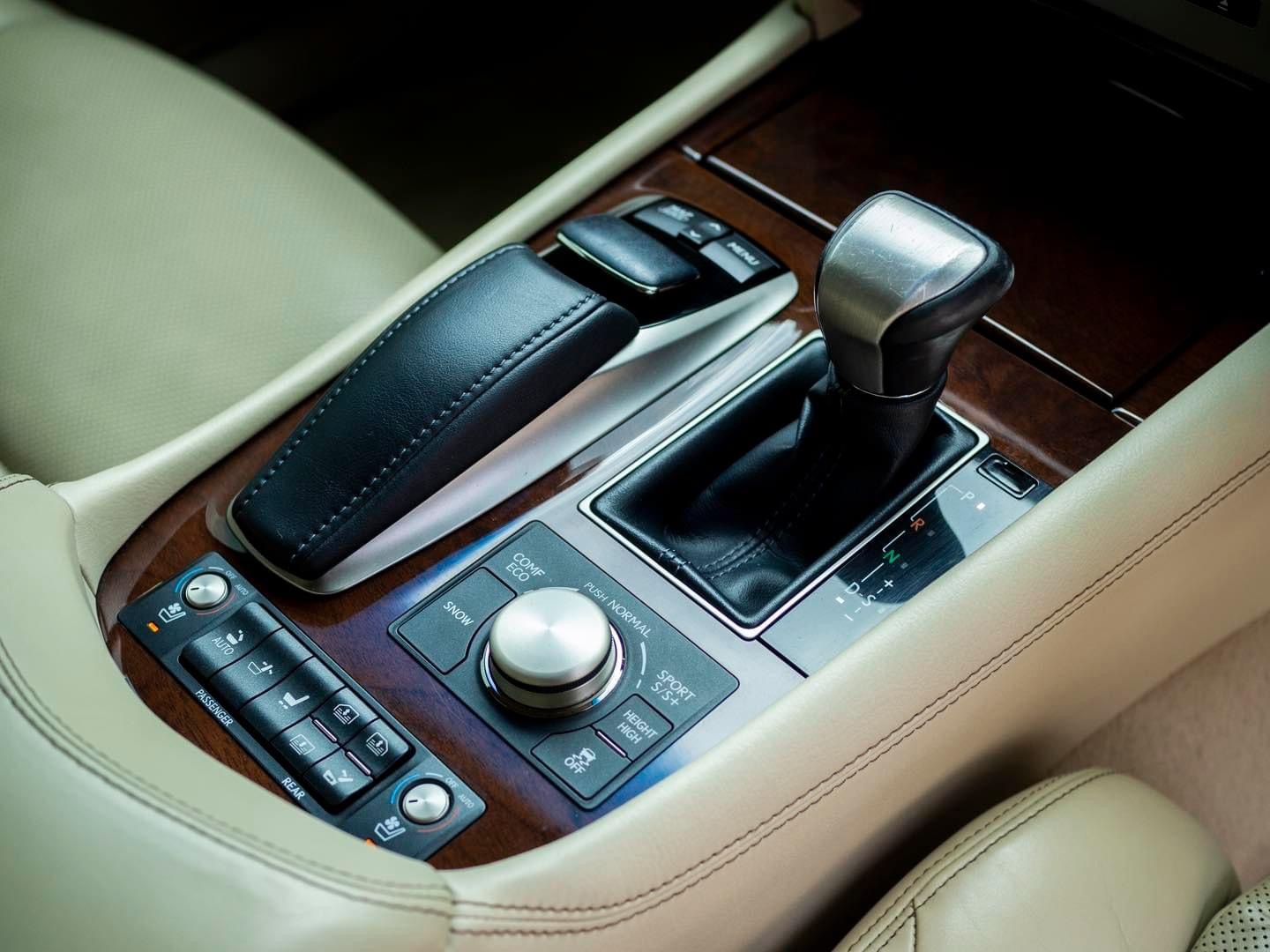 LEXUS LS 460L MC ปี2013