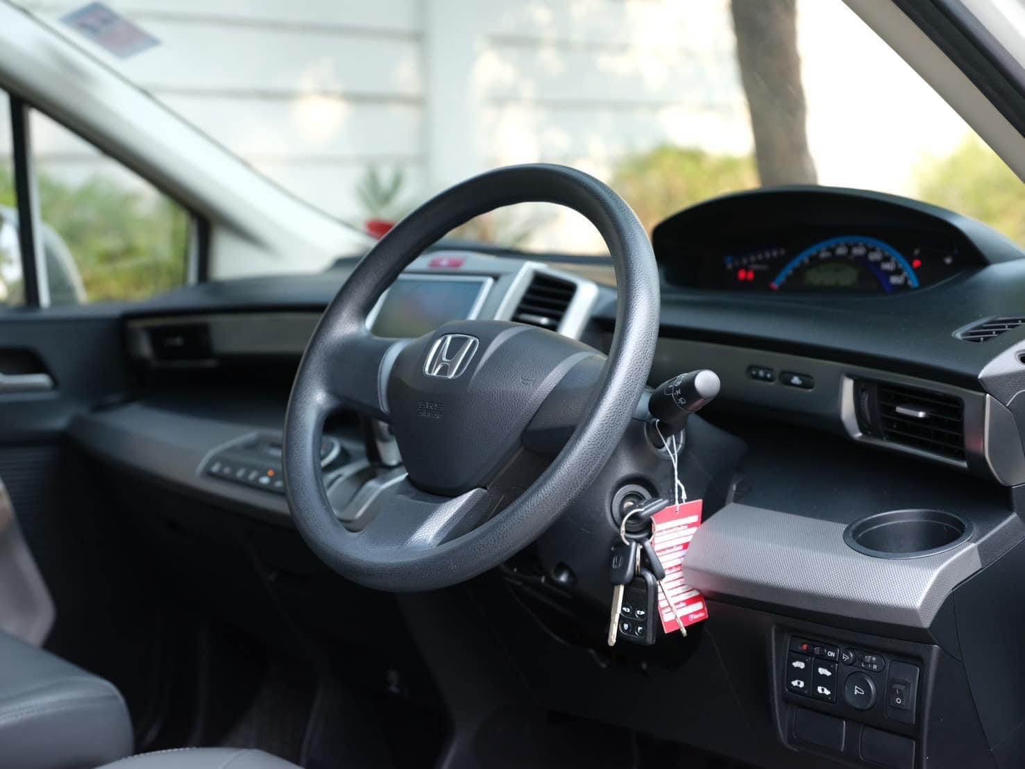 Honda Freed 1.5 E Limited ปี 2011